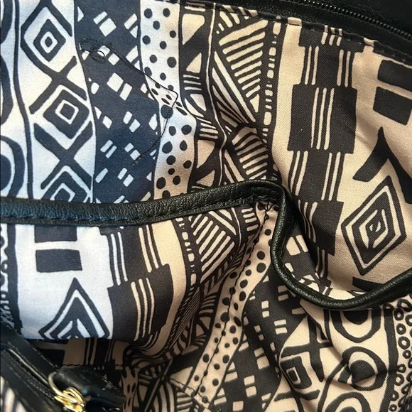 Extra large carry on, shopping, or every day bag - Picture 8 of 12